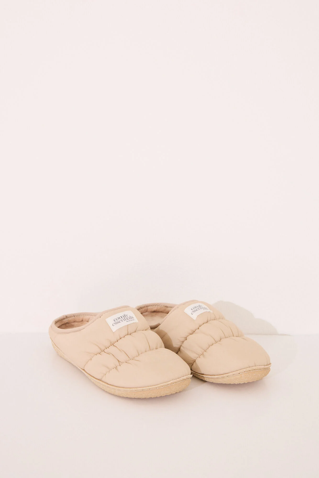 Beige padded nylon house slippers - Image 2