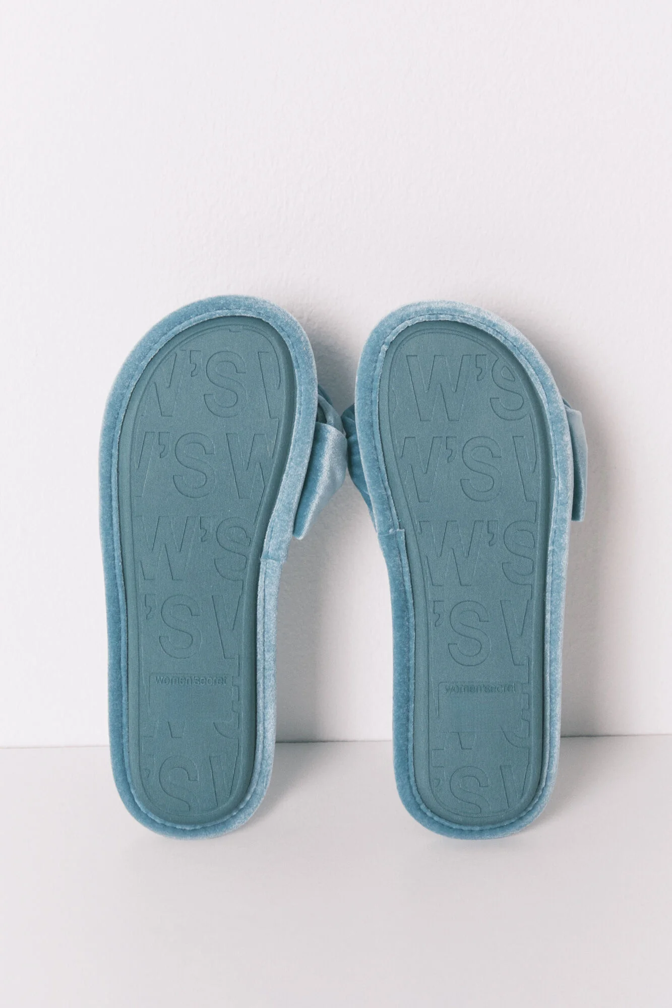 Blue velvet open house slippers - Image 3