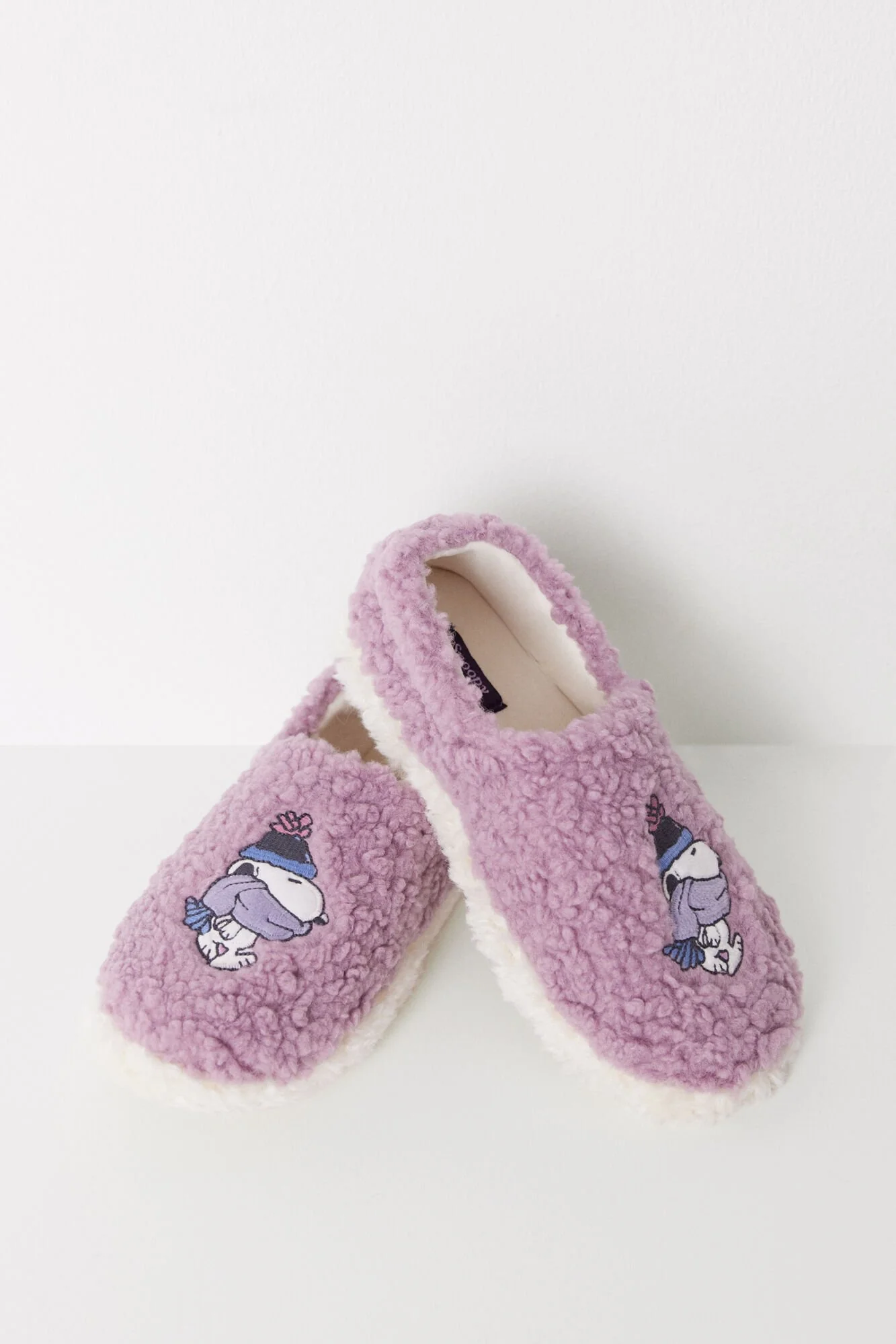 Faux shearling Snoopy slippers - Image 3