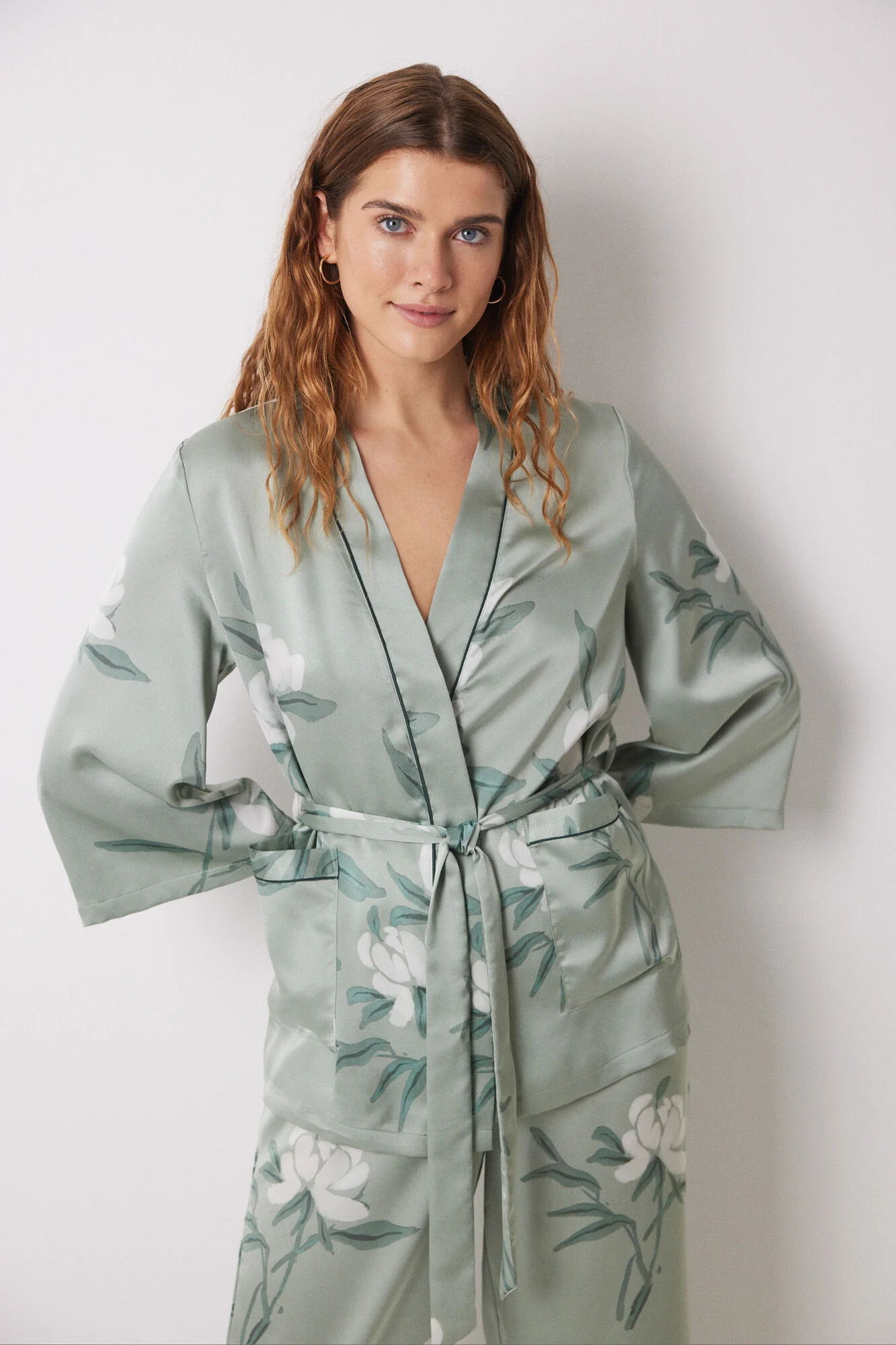 Green 3-piece pyjamas set - Image 4