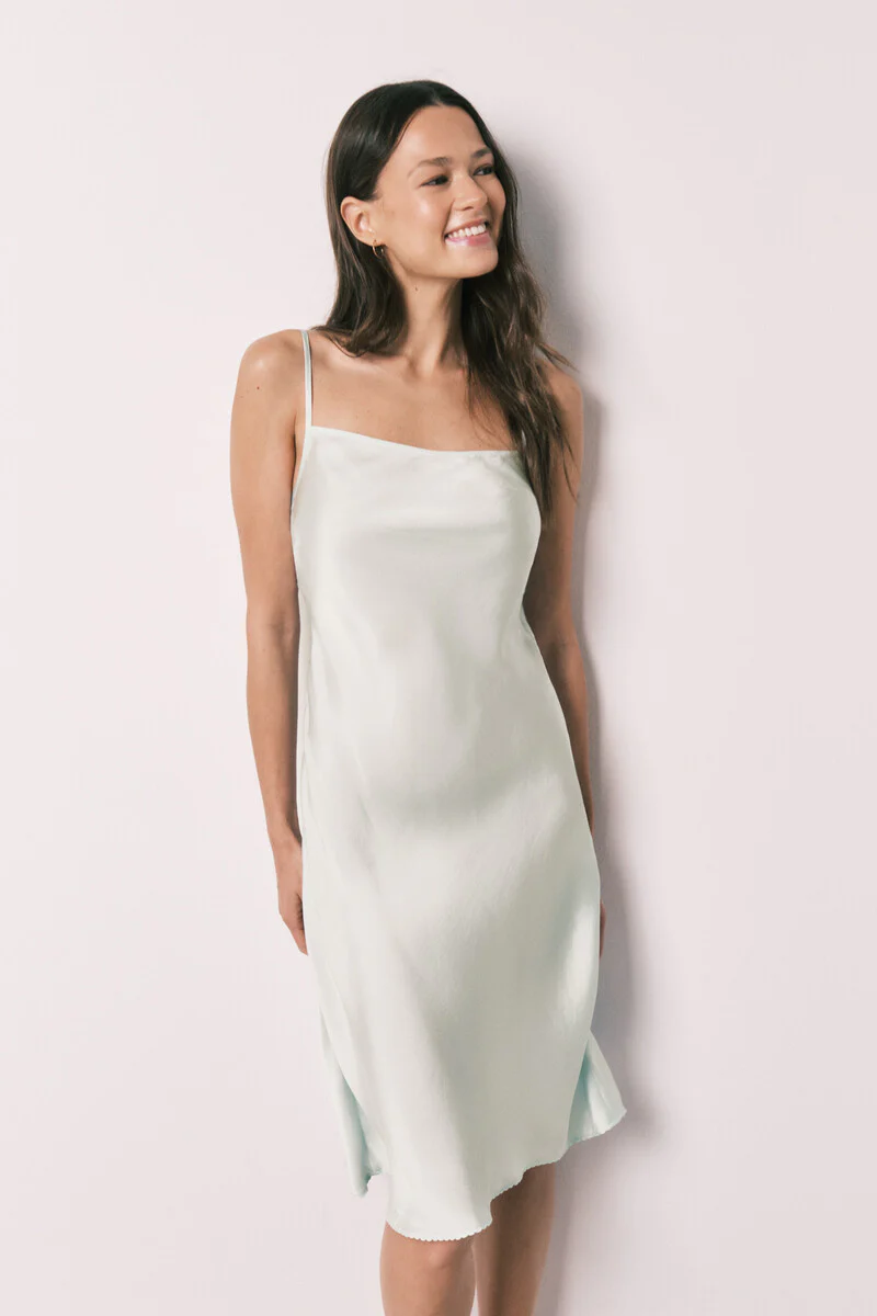 Green satin strappy midi nightgown - Image 2