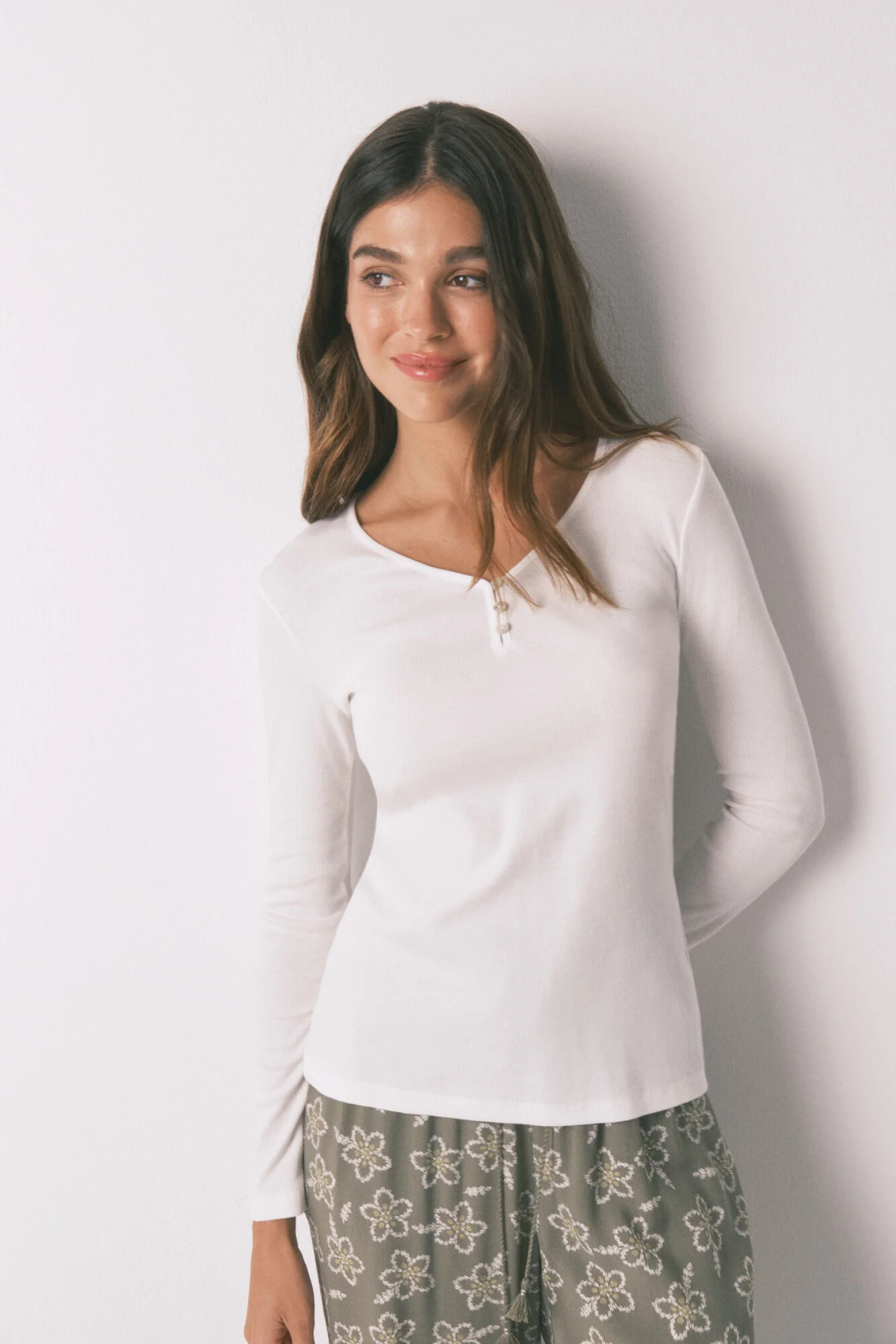 Ivory cotton baker's T-shirt - Image 2