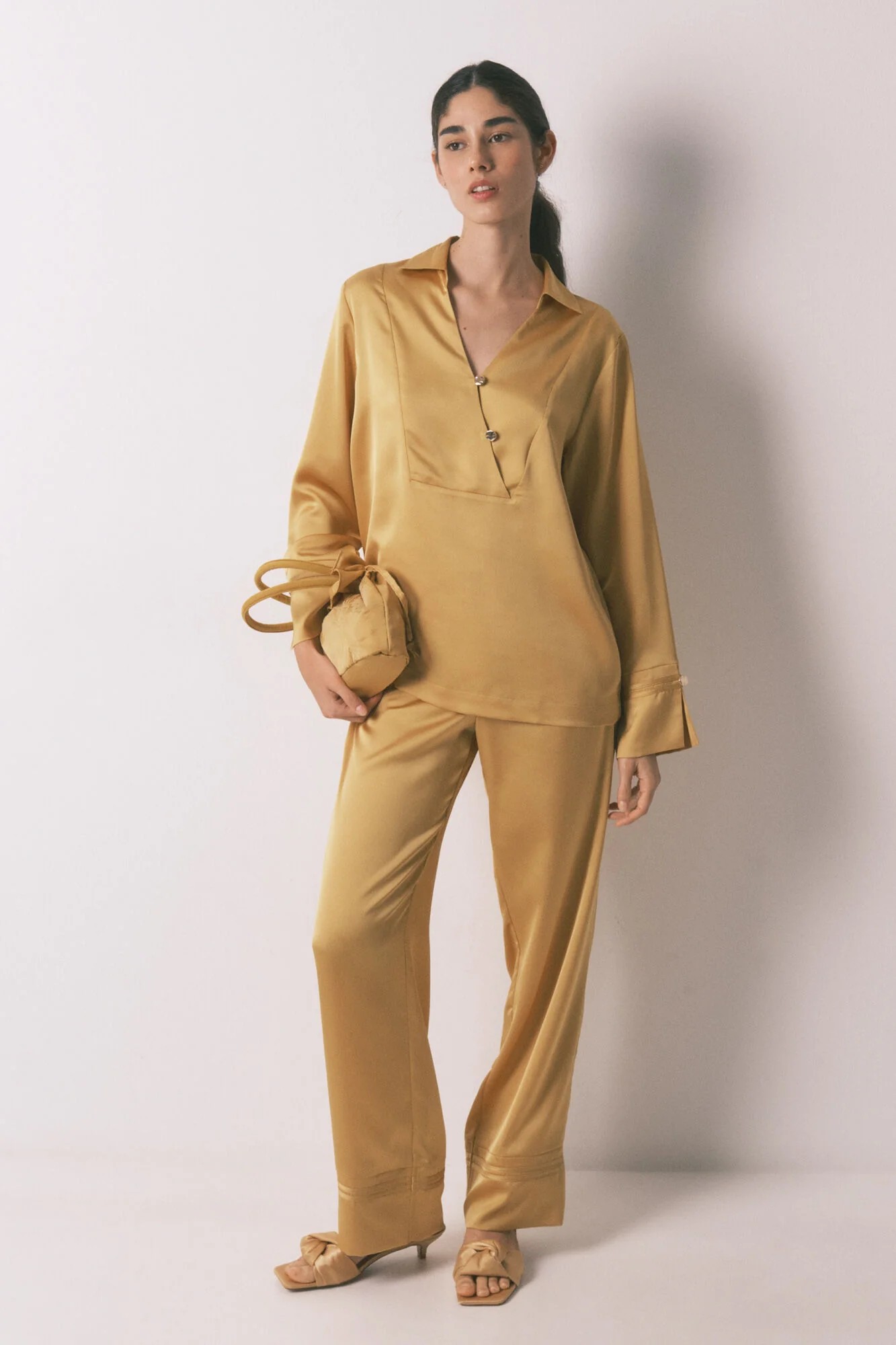 Long mustard satin classic pyjamas - Image 9