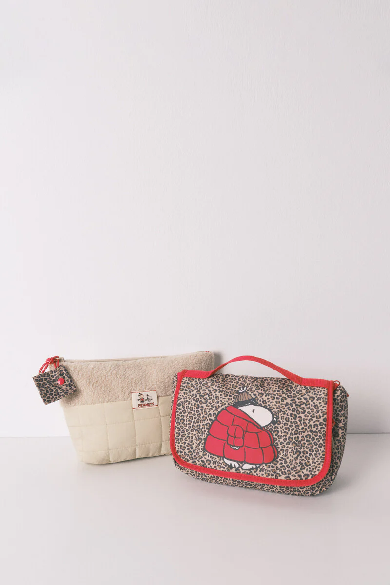 Medium vanity case with Snoopy animal print hanger - Image 8