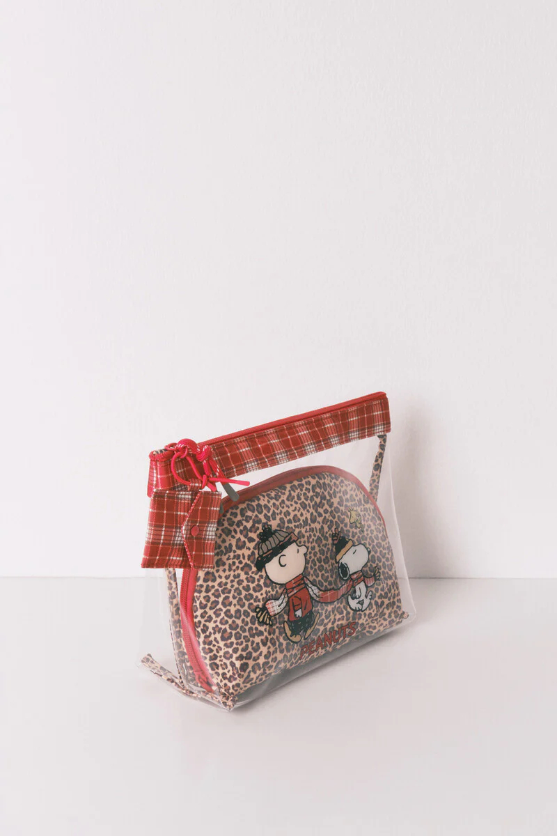 Pack of 2 animal print and Snoopy toiletry bags - Image 4