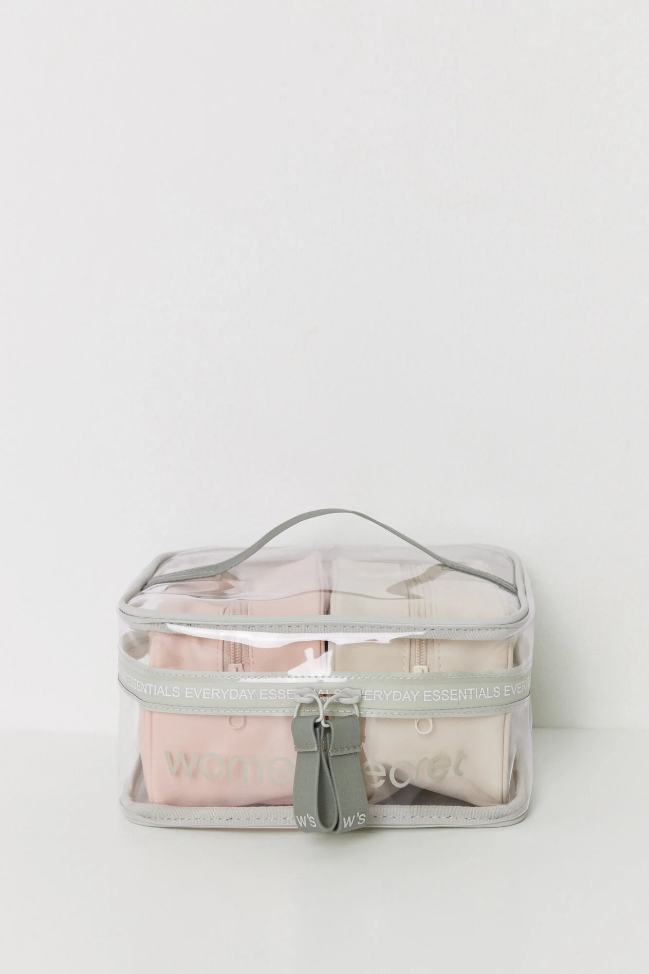 Pack of 2 small pink and beige toiletry bags - Image 4