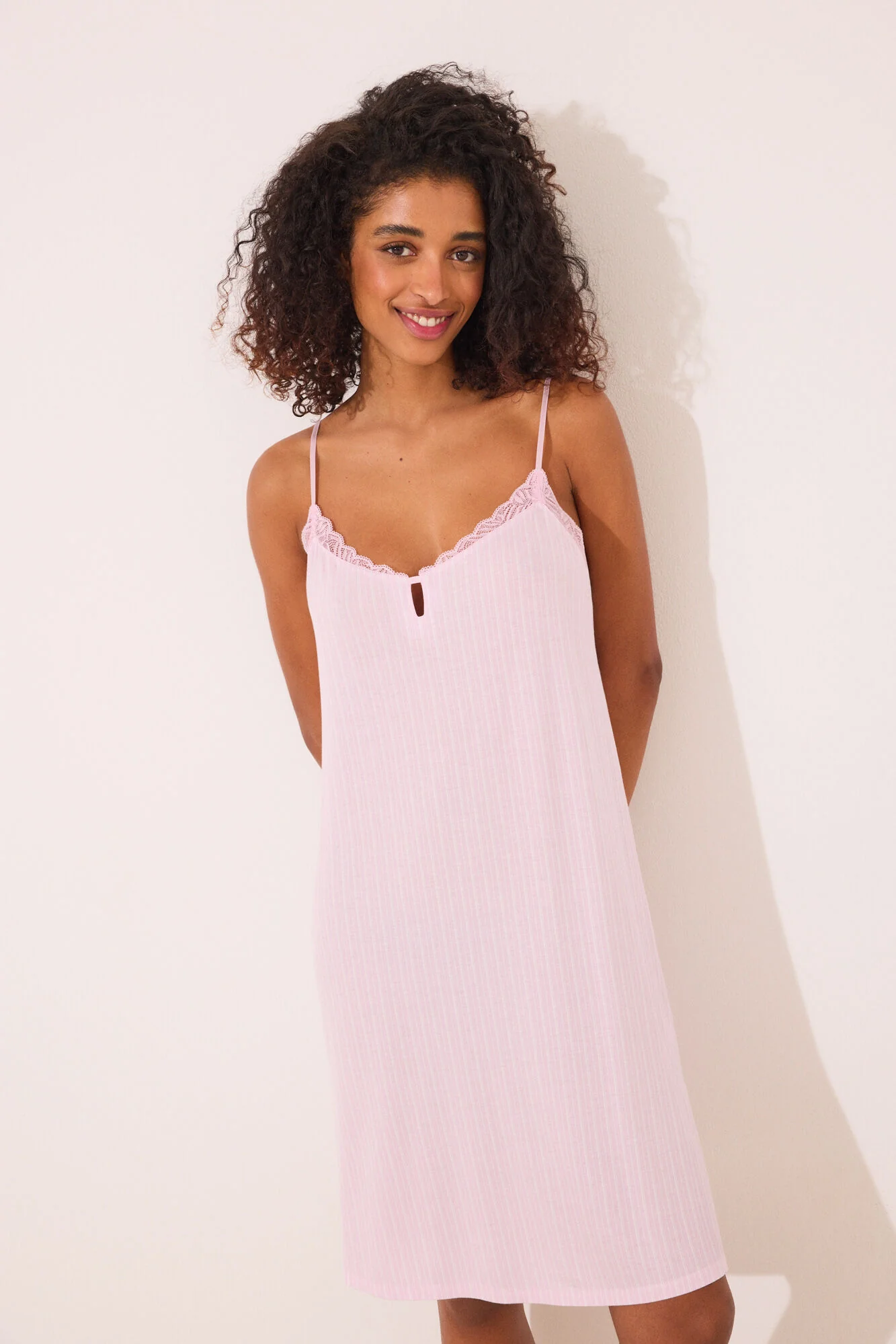 Pink viscose short nightgown - Image 5