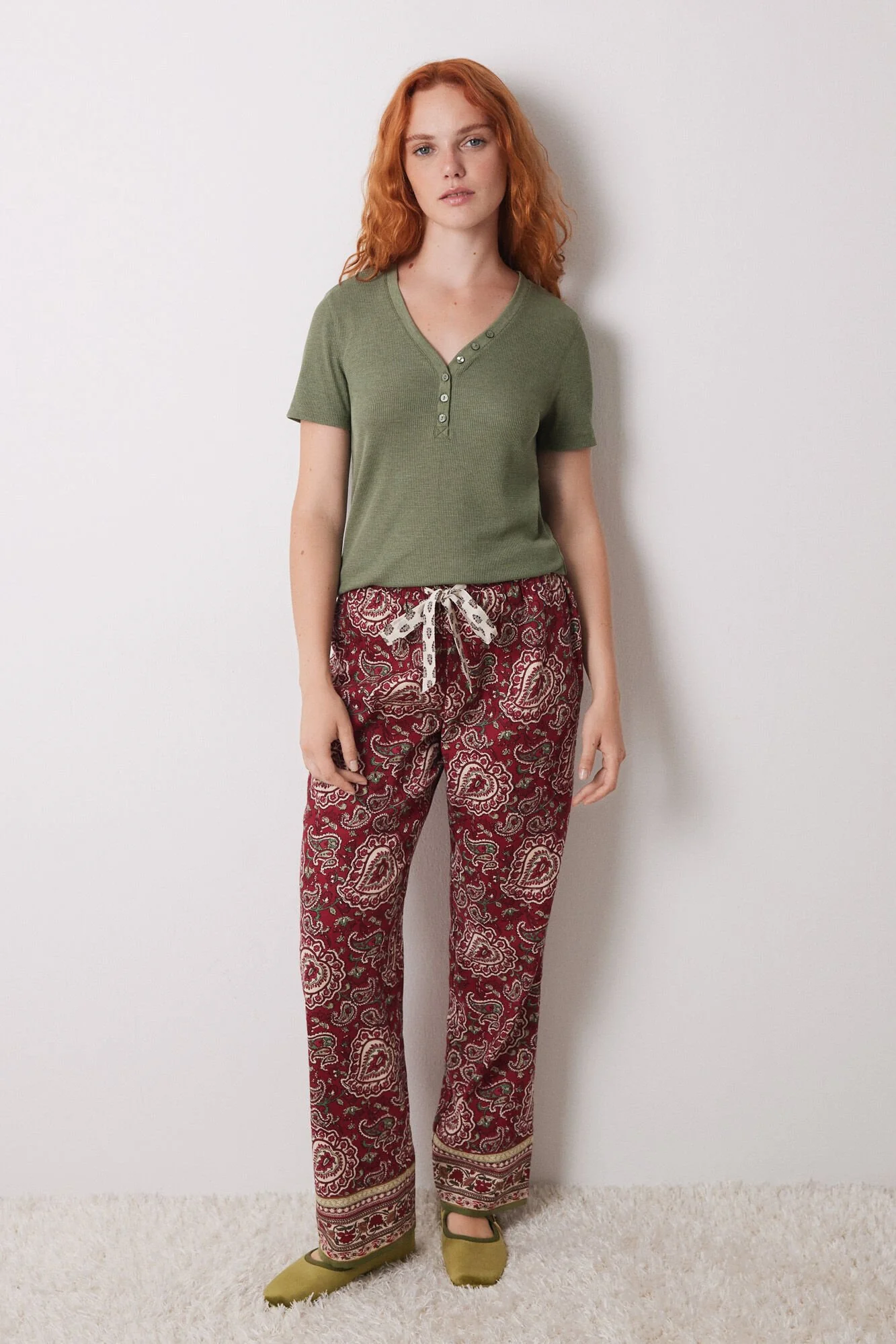Red cotton paisley pyjamas pants - Image 3