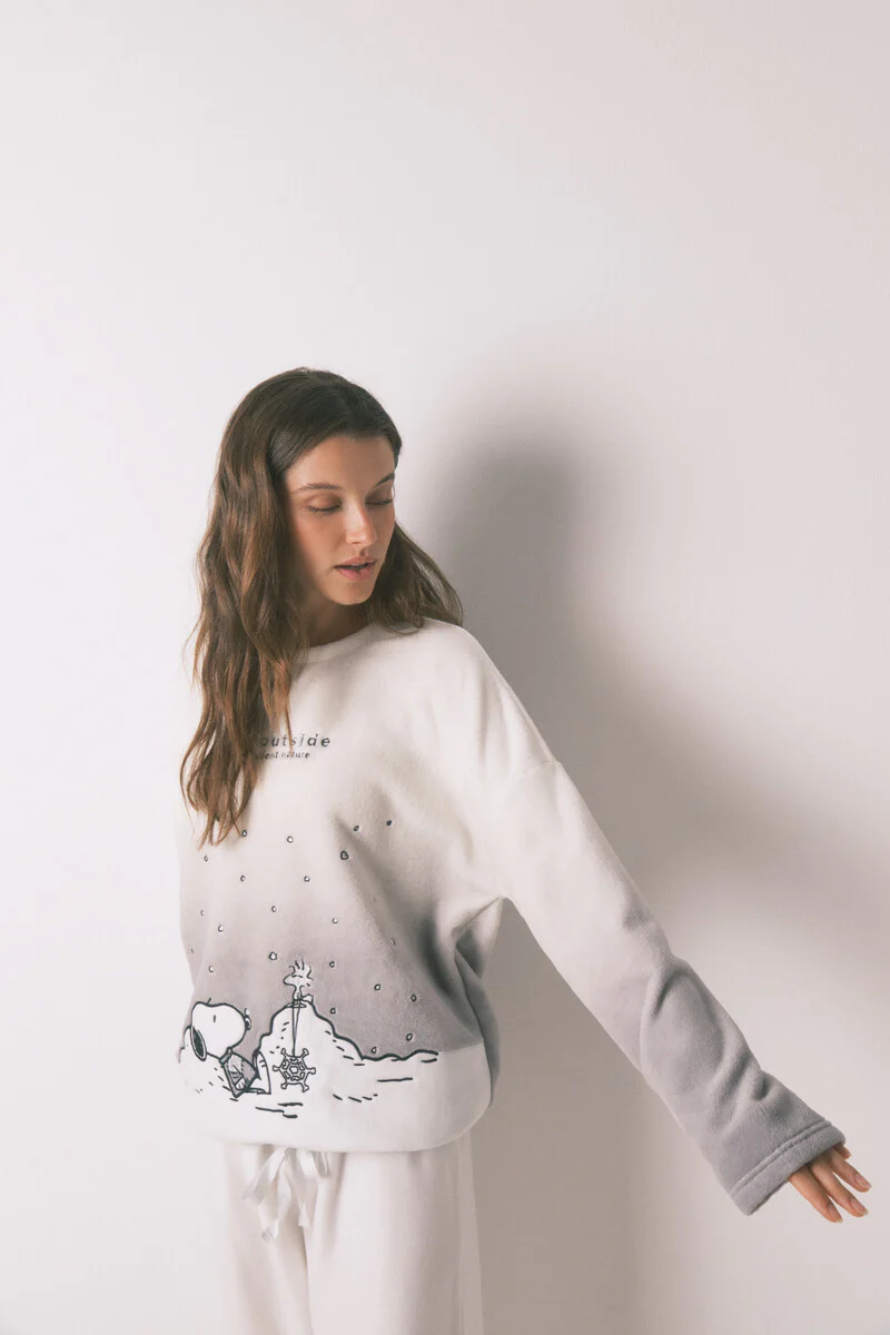 Snoopy soft fleece long pyjamas - Image 3